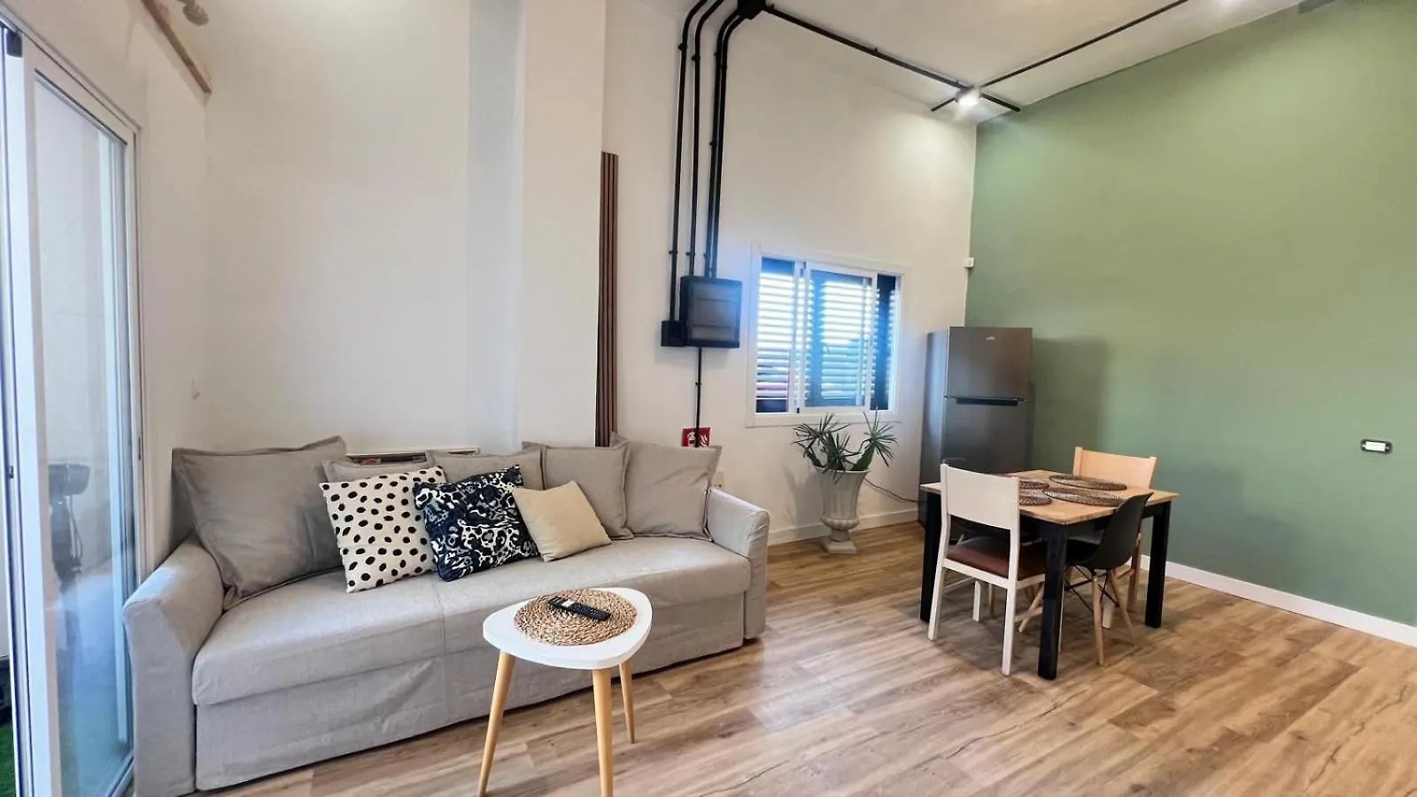 Ground Floor Apartment Facing The Sea! Balcony, And Terrace With Sea Views Alcalá la Real